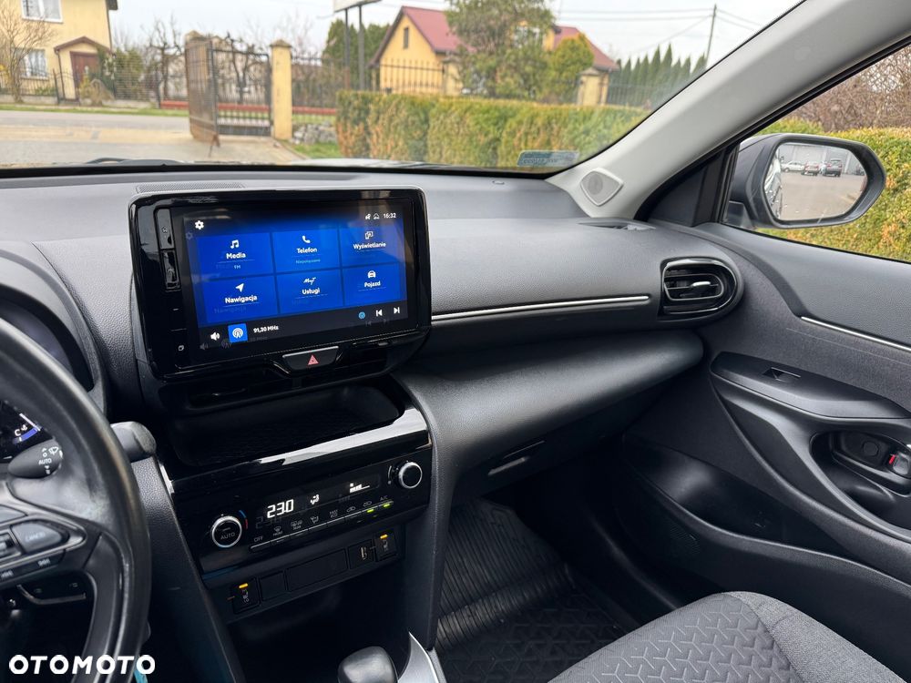 Toyota Yaris Cross Hybrid 1.5 Comfort - 20