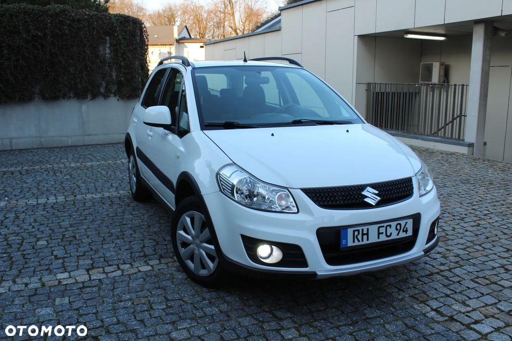 Suzuki SX4 1.6 VVT 4x4 Comfort - 2