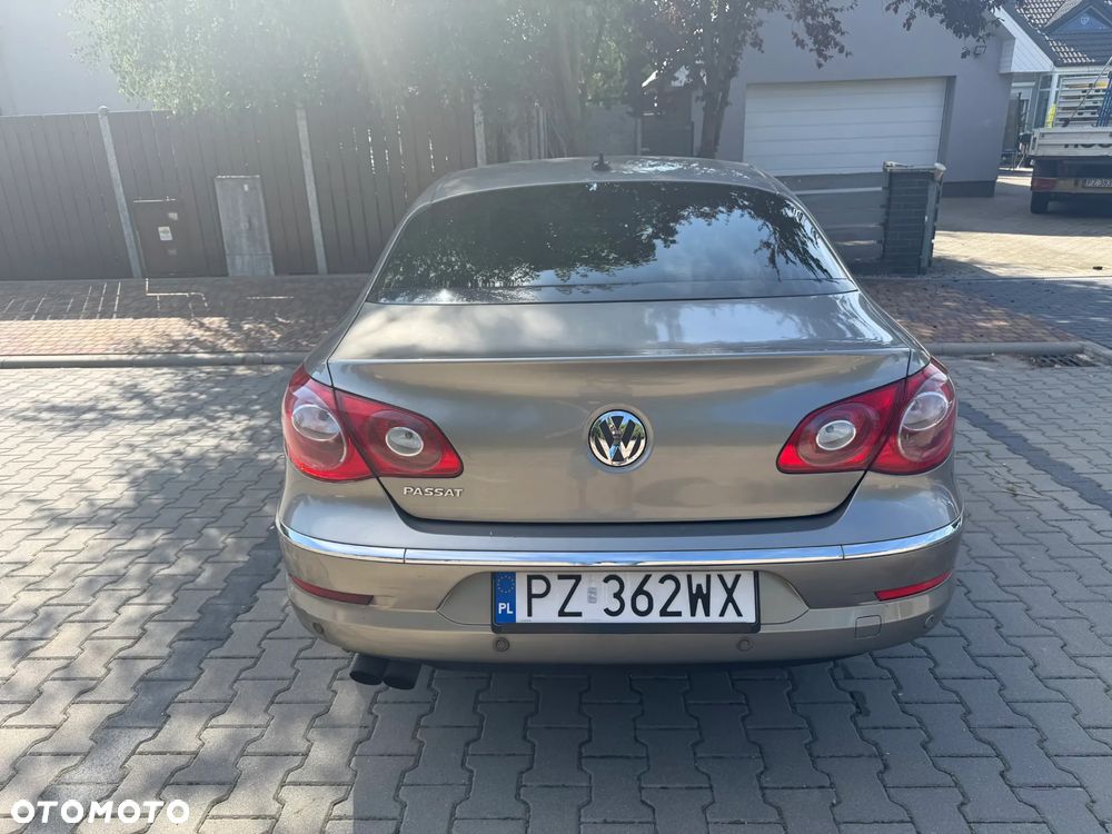 Volkswagen Passat 2.0 TSI Highline DSG - 3