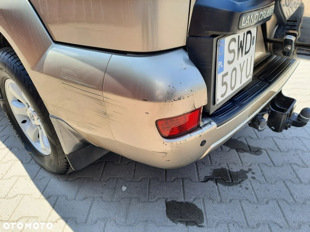 Toyota Land Cruiser - 10