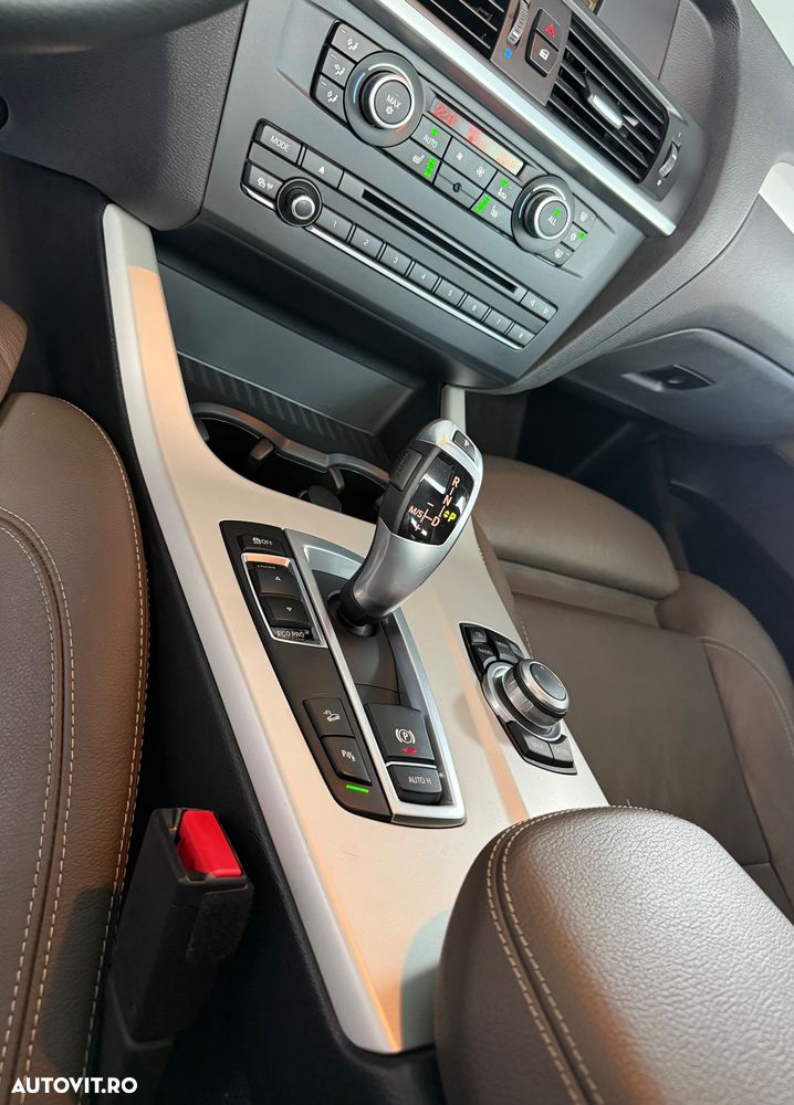 BMW X3 xDrive20d Aut. - 30