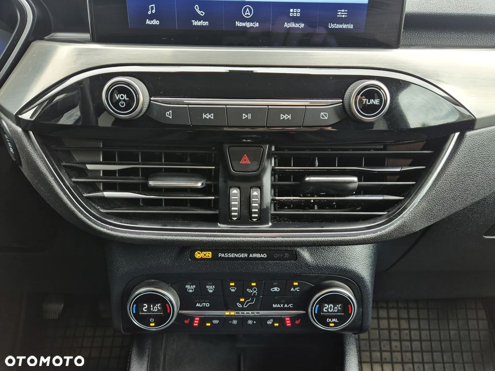 Ford Kuga 1.5 EcoBoost FWD Titanium - 14