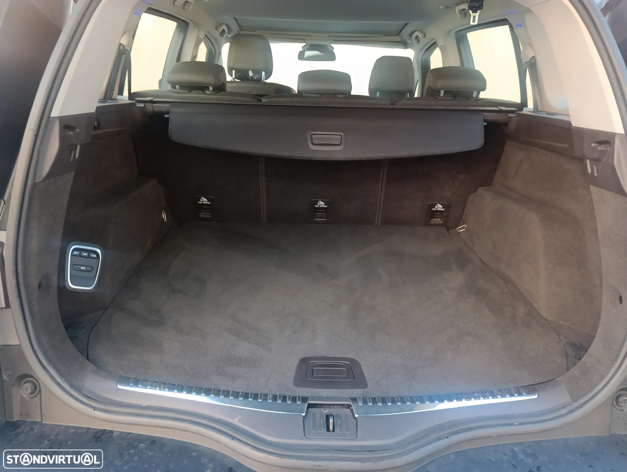 Renault Espace 1.6 dCi Initiale Paris EDC - 26