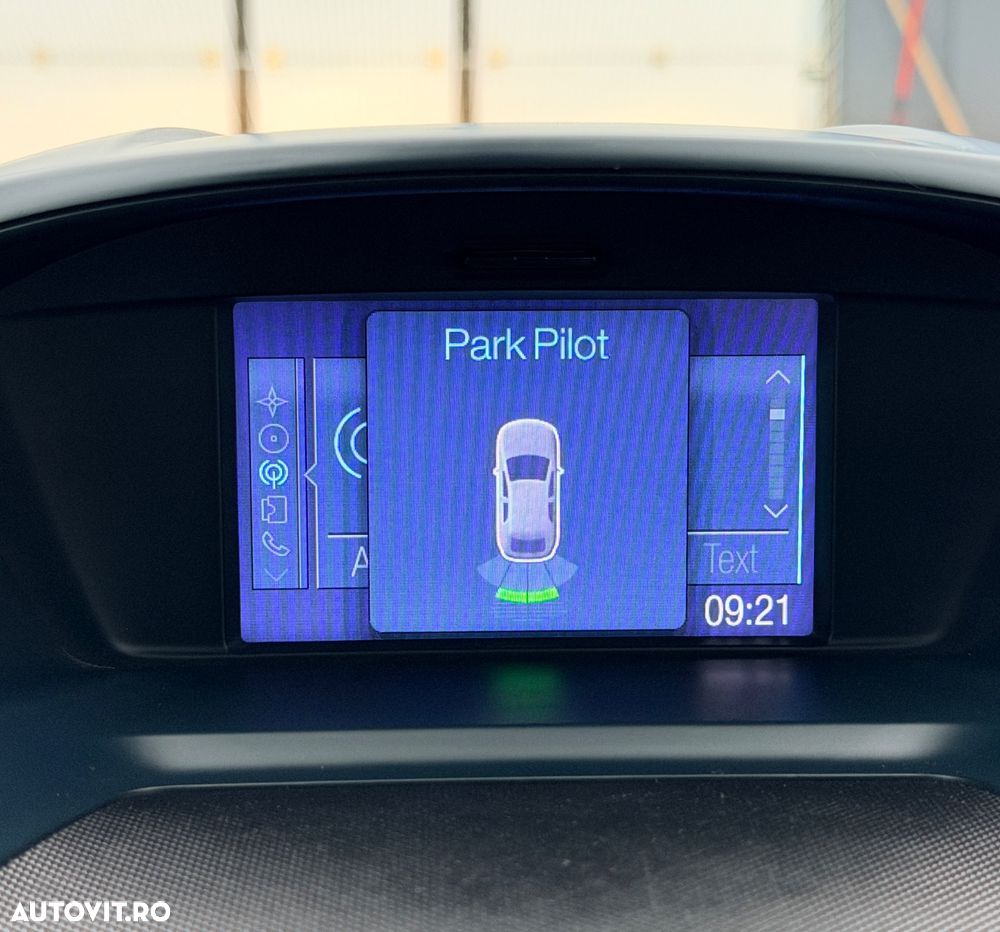 Ford C-Max 1.6 TDCi Trend - 24