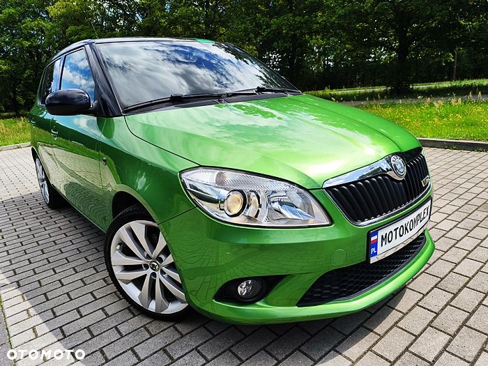 Skoda Fabia 1.4 TSI DSG RS - 18