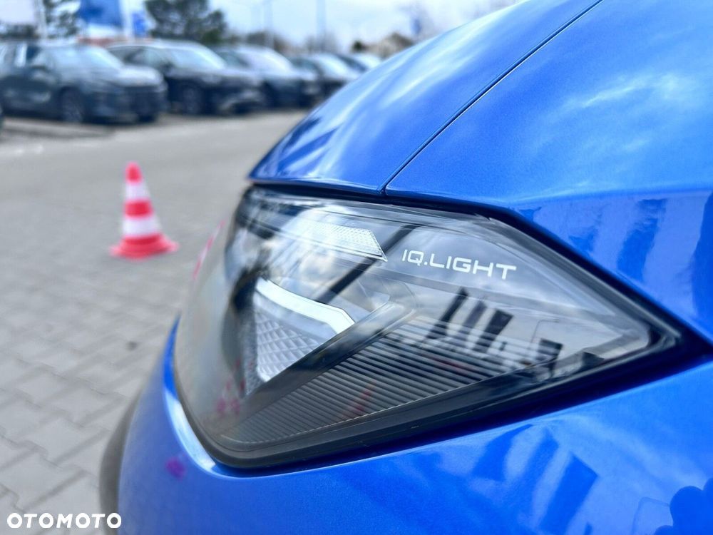 Volkswagen T-Roc - 6