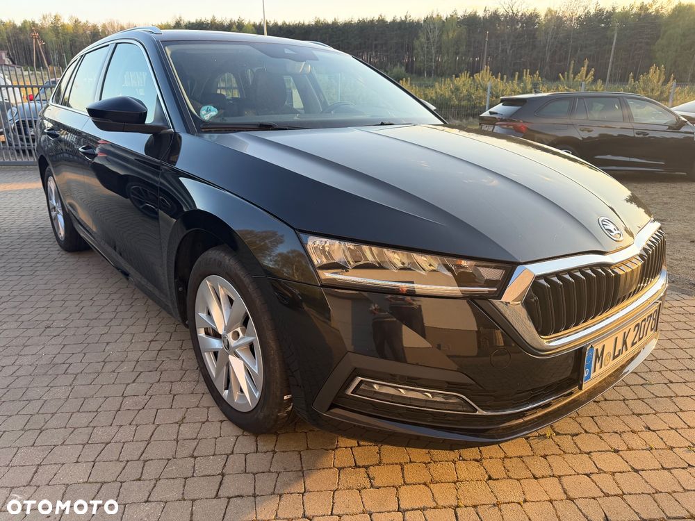 Skoda Octavia 2.0 TDI DSG Style - 6
