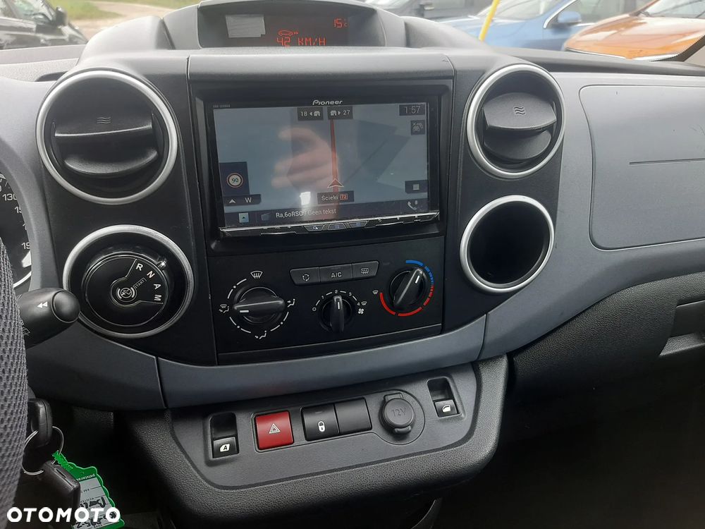 Citroën Berlingo e-HDi 90 FAP EGS6 Multispace Exclusive - 16