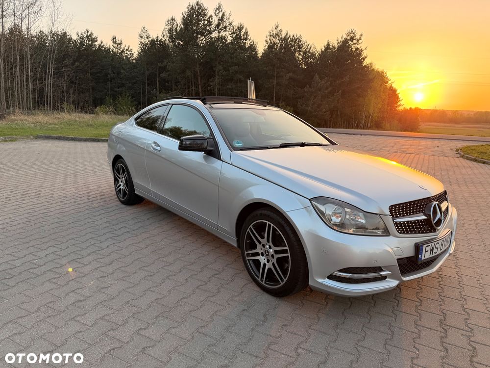 Mercedes-Benz Klasa C 180 (BlueEFFICIENCY) - 5