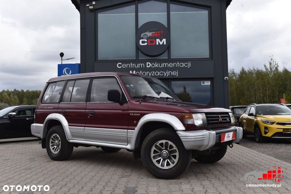 Mitsubishi Pajero - 2