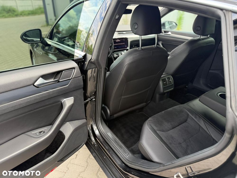 Volkswagen Arteon 2.0 TSI GPF R-Line DSG - 22