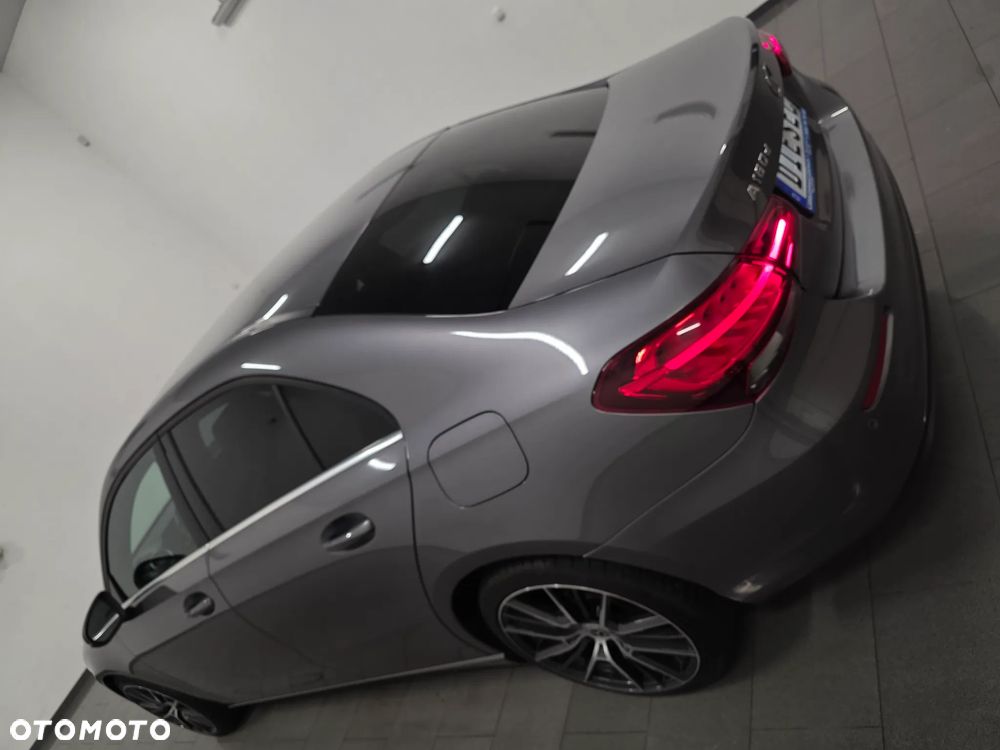 Mercedes-Benz Klasa A 180 d 7G-DCT AMG Line - 36