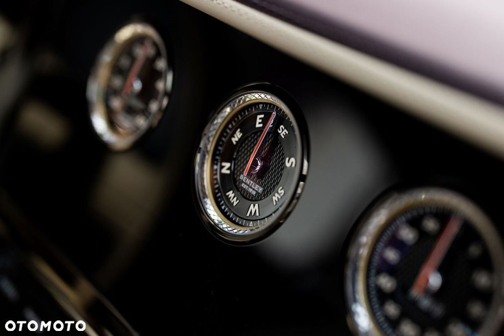 Bentley Continental GT - 10