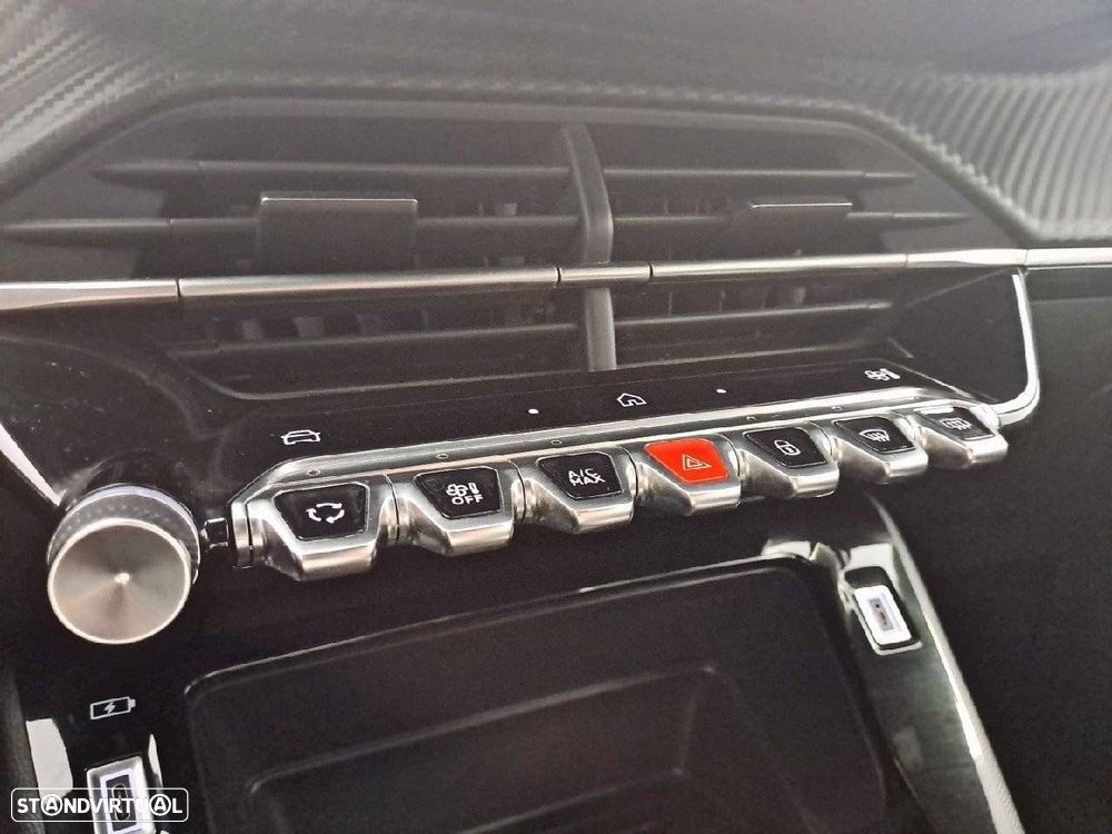 Peugeot 2008 1.2 PureTech Active - 21
