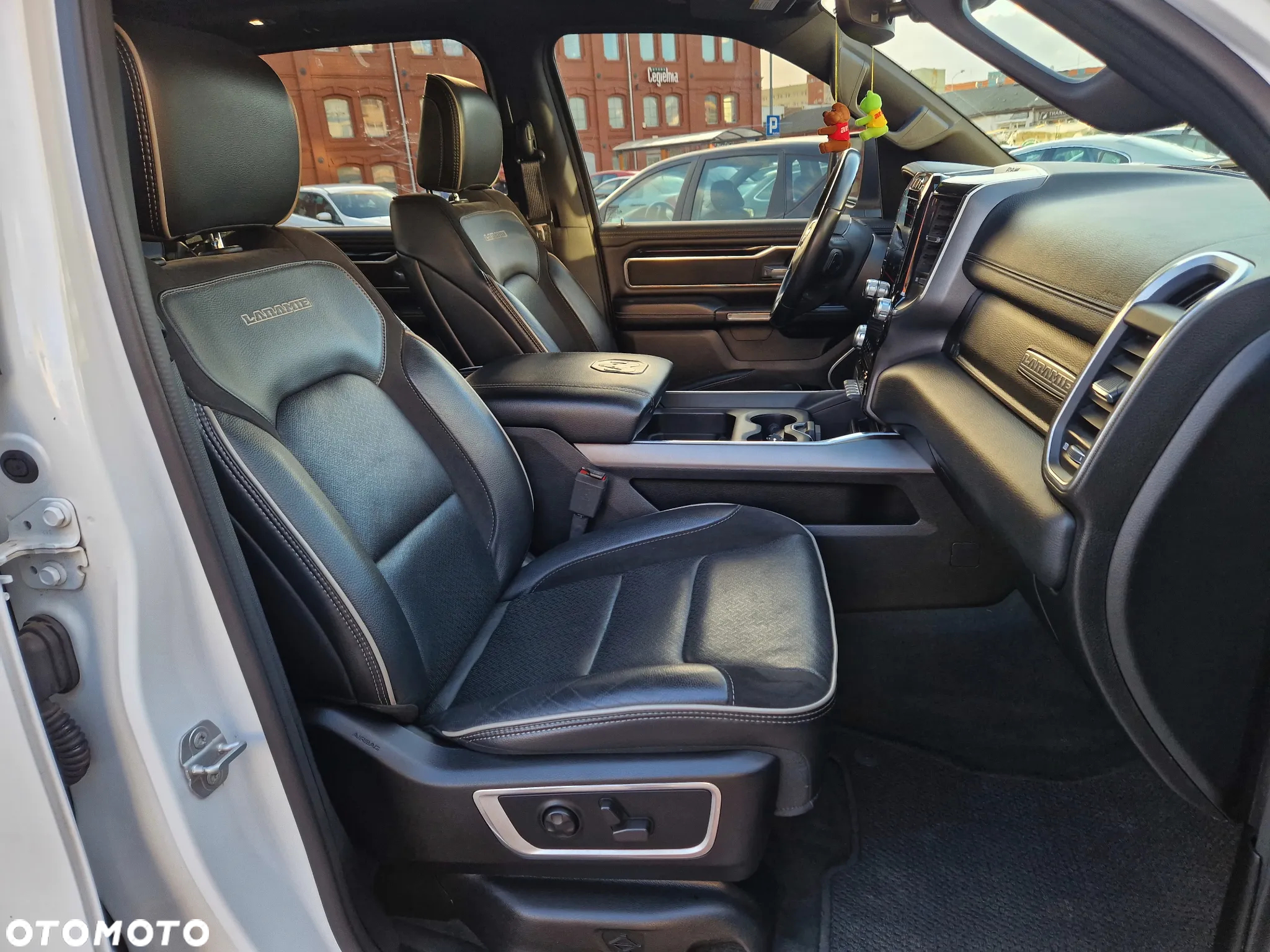 Dodge RAM 1500 5.7 4x4 - 11