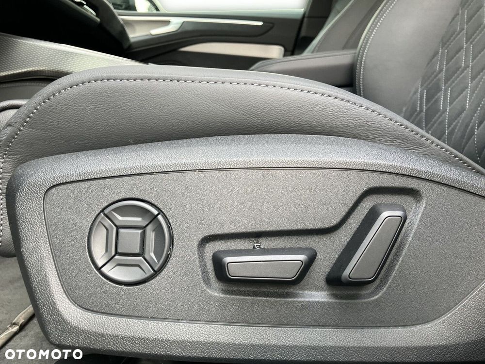 Audi A6 Avant - 15