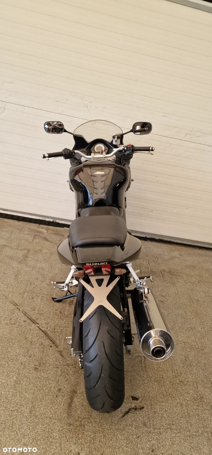 Suzuki SV - 31