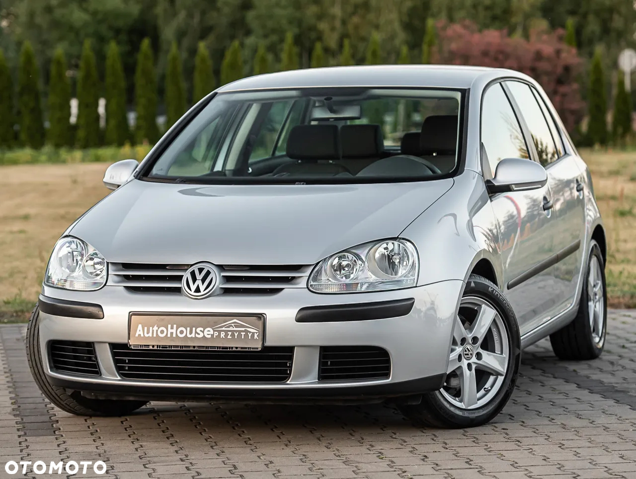 Volkswagen Golf - 5
