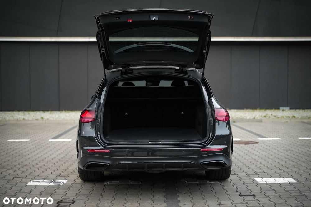 Mercedes-Benz Klasa E 200 9G-TRONIC Edition AMG Line - 3