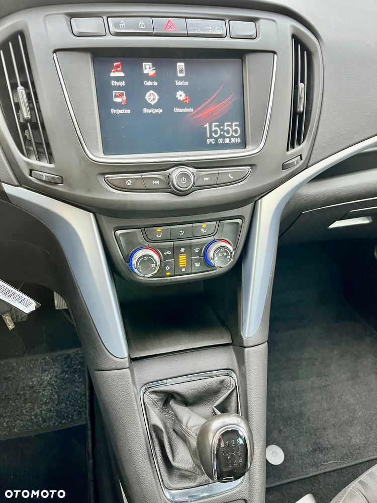 Opel Zafira - 34