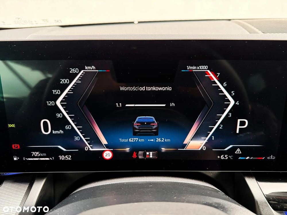 BMW Seria 5 520i - 35