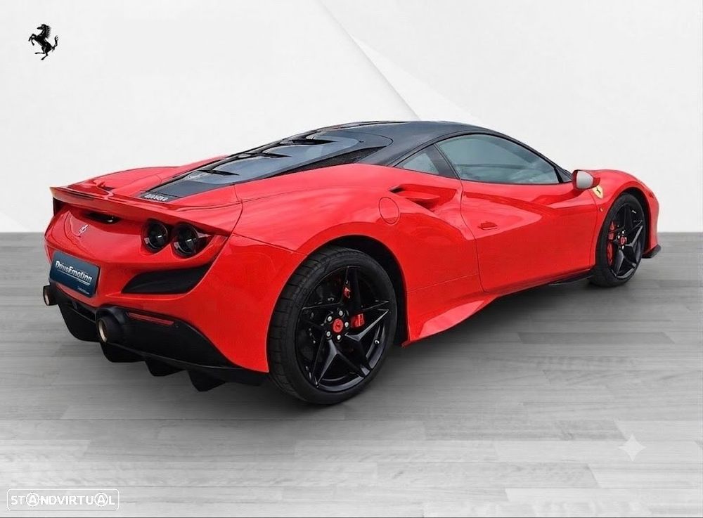 Ferrari F8 Tributo 3.9 Twin-Turbo V8 - 12