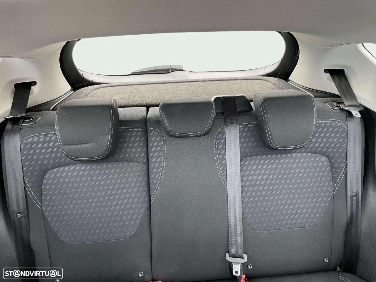Ford Fiesta 1.0 EcoBoost Titanium - 17