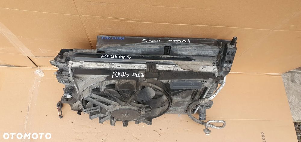 Pas przedni chłodnice wentylator żaluzja żaluzje Ford Focus MK3 1.6 TDCI BV61-8C342-BD - 3