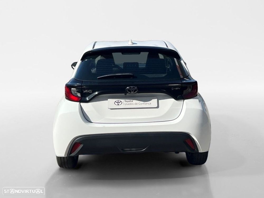 Toyota Yaris - 4