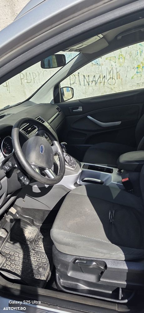 FORD Kuga 2011 — imagine 9