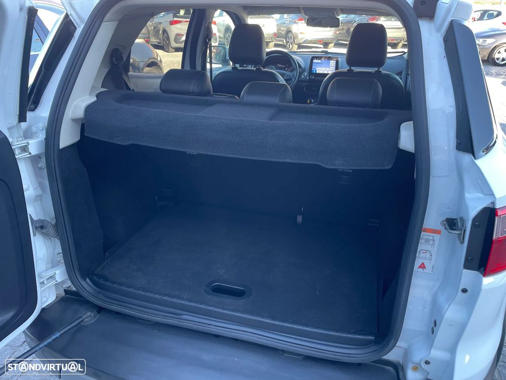 Ford EcoSport 1.5 TDCi Titanium Plus - 17