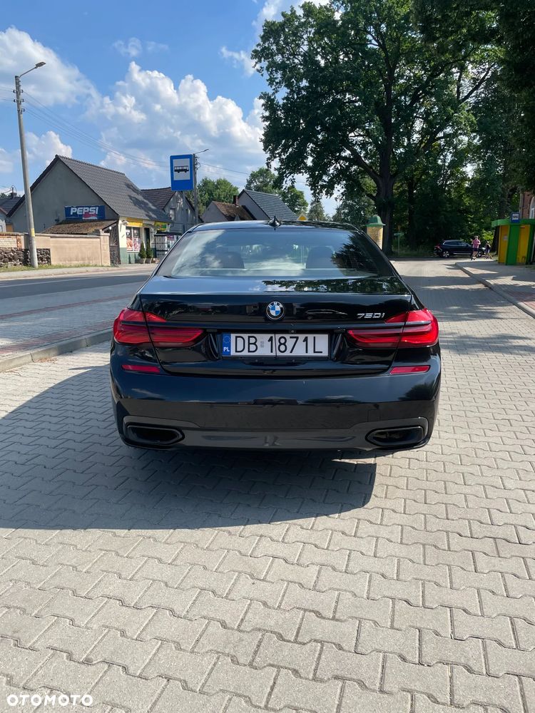 BMW Seria 7 750Li - 7