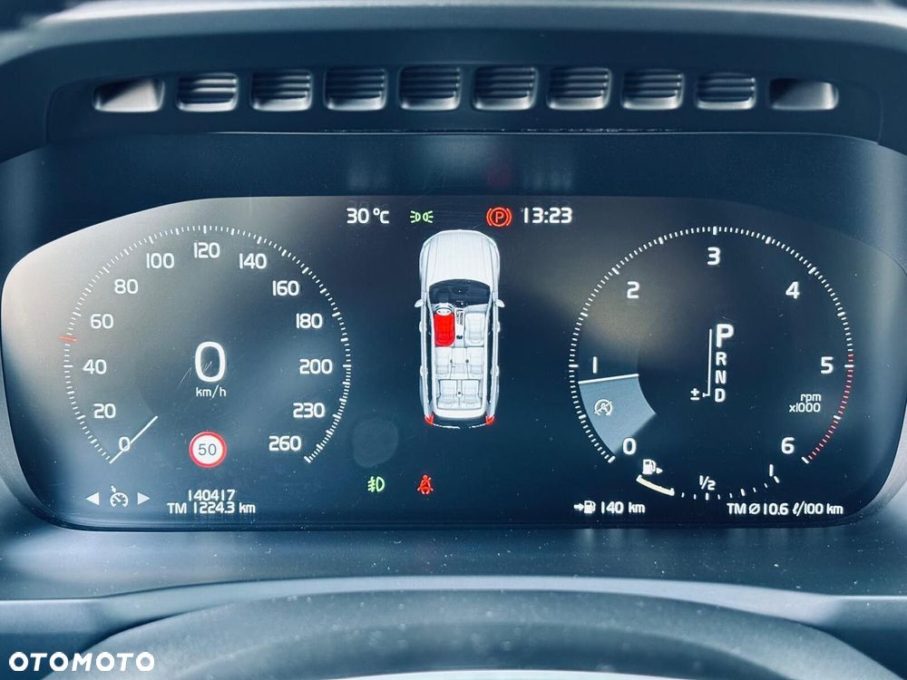 Volvo XC 90 D5 AWD Momentum 7os - 24