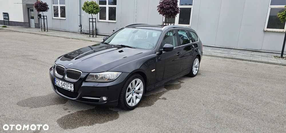 BMW Seria 3 320i - 29