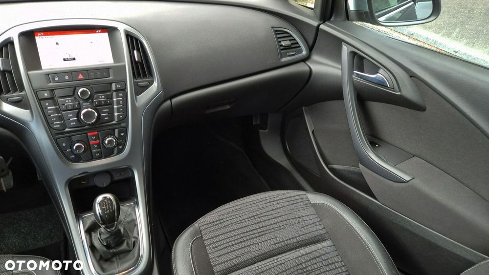 Opel Astra 1.4 Turbo Selection - 22