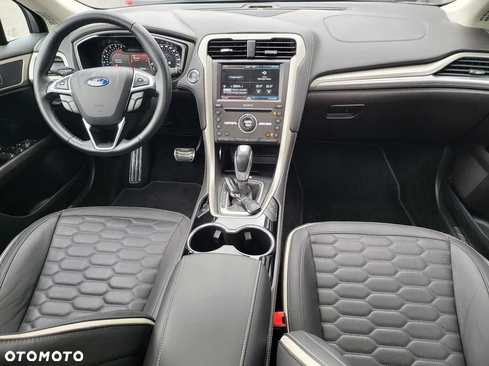 Ford Mondeo Vignale 2.0 TDCi PowerShift - 6