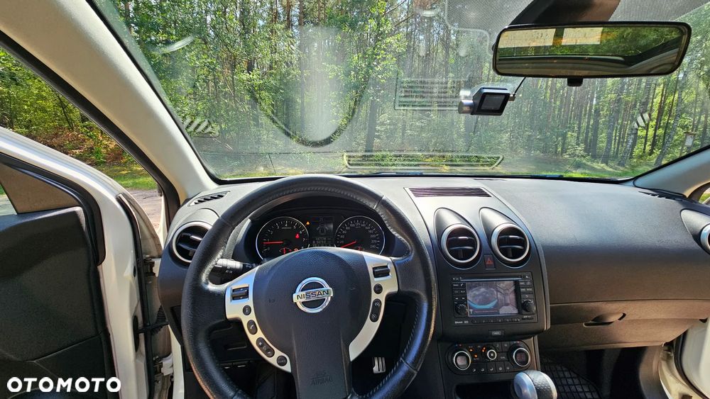 Nissan Qashqai 2.0 4x4 Tekna CVT - 9