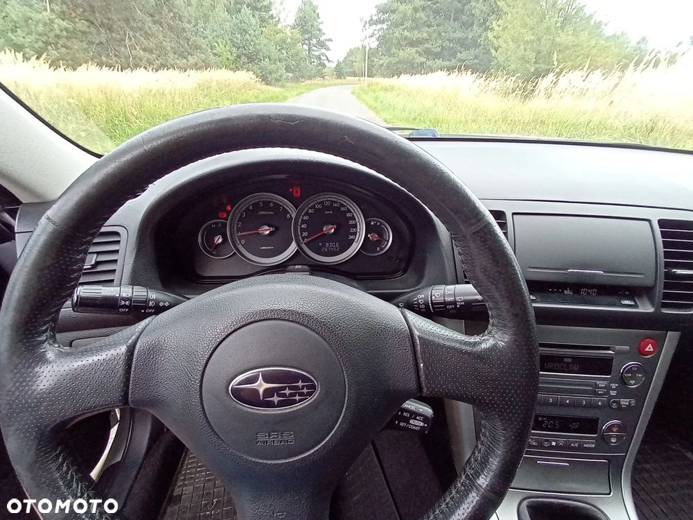 Subaru Legacy - 9