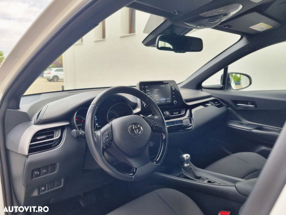 Toyota C-HR Style - 13