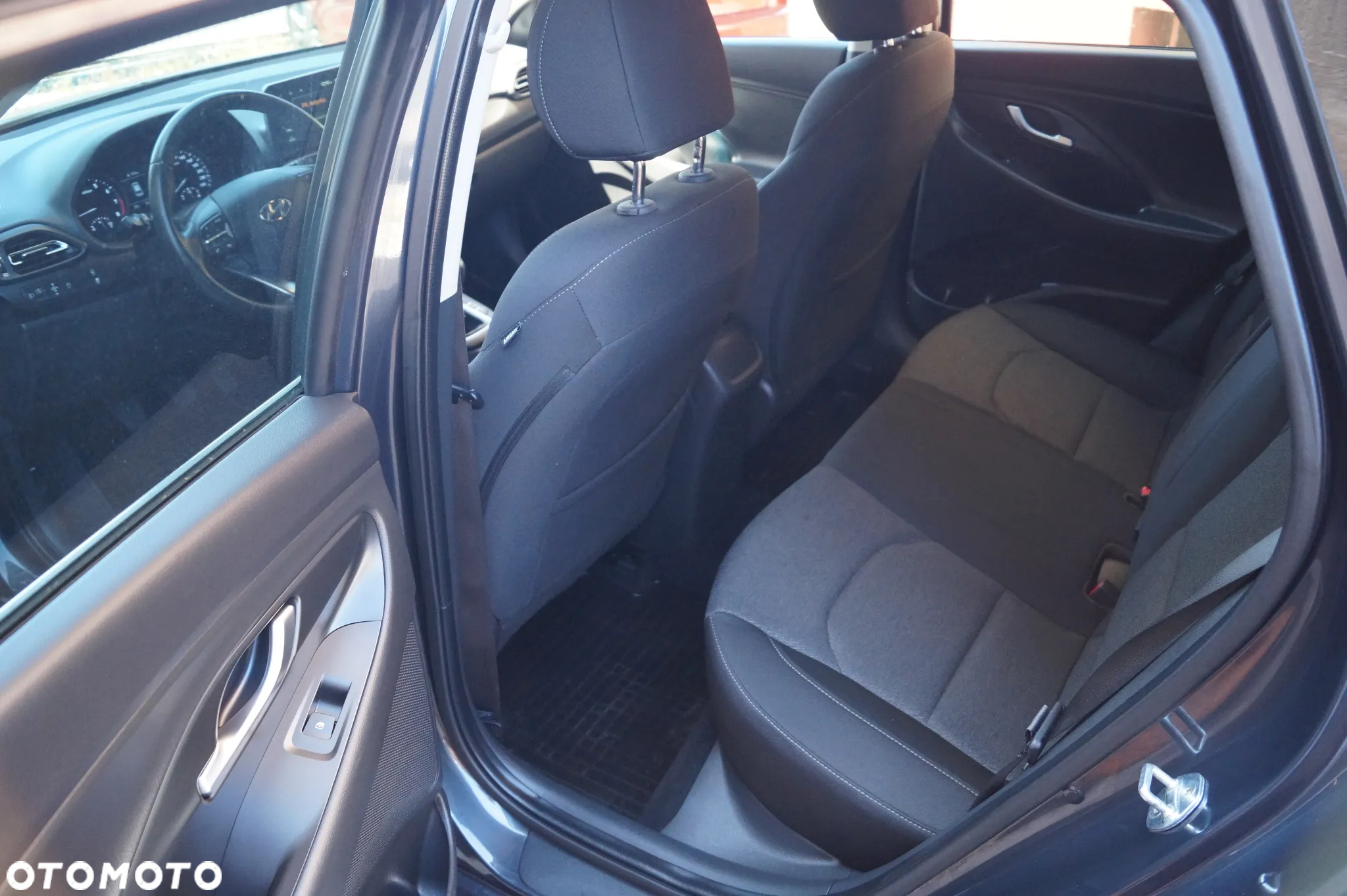Hyundai i30 1.5 DPI Smart - 8