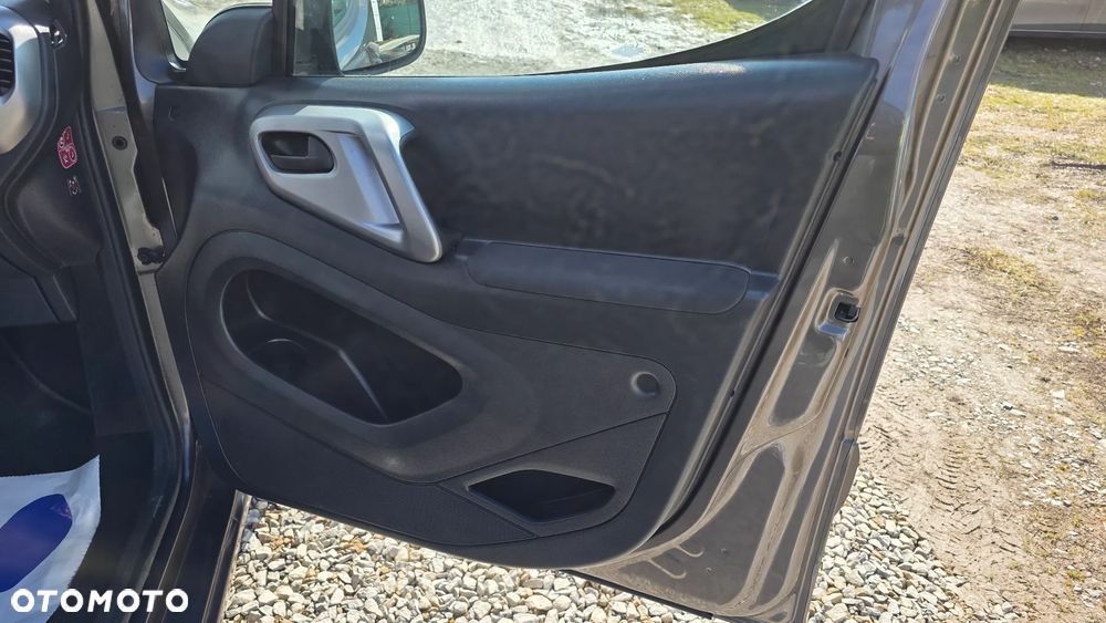 Peugeot Partner BlueHDi 100 Stop&Start ETG6 Active - 19