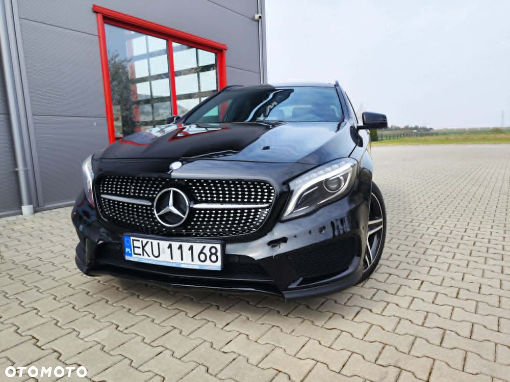Mercedes-Benz GLA 180 d 7G-DCT AMG Line - 1