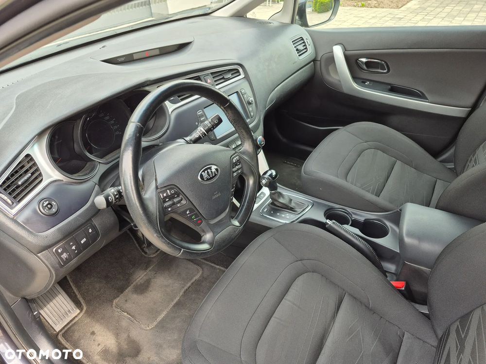 Kia Ceed 1.6 GDI Smart Plus DCT - 13