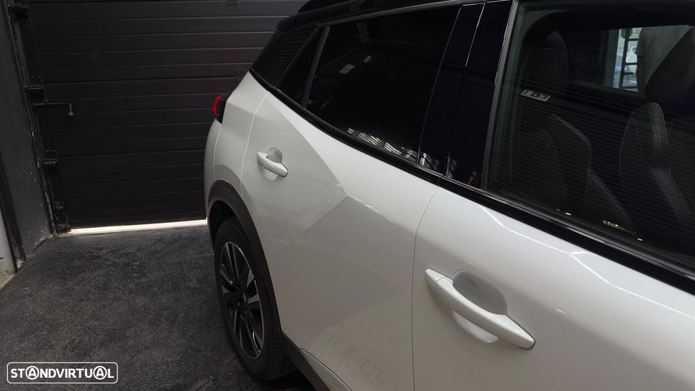 Peugeot e-2008 GT+ - 36