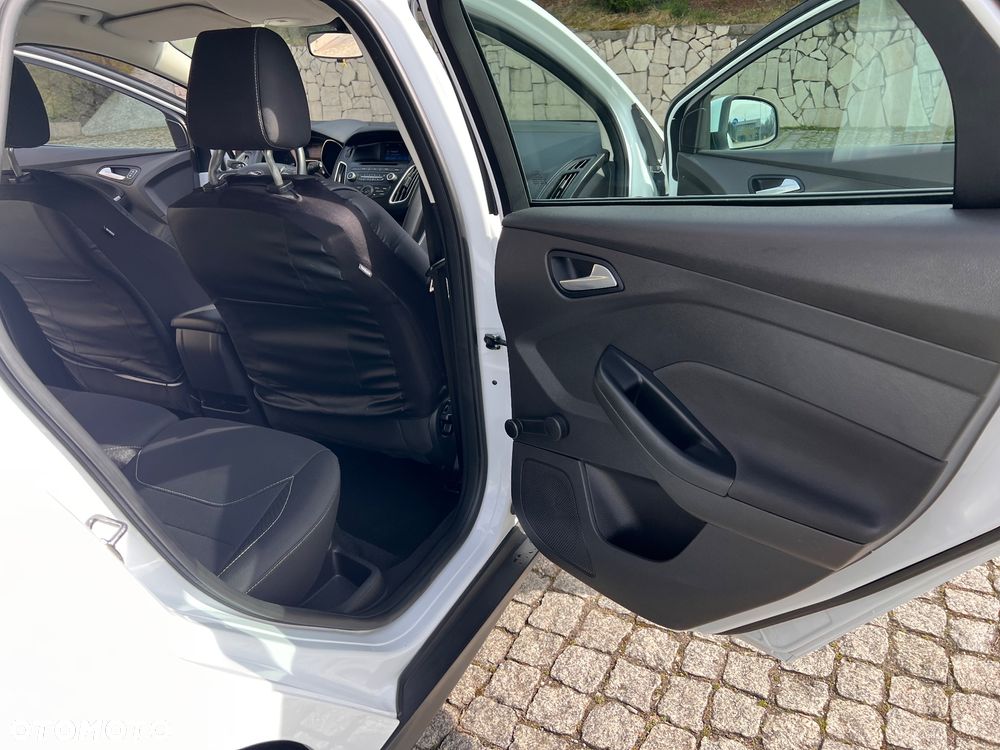Ford Focus 1.0 EcoBoost Edition - 19