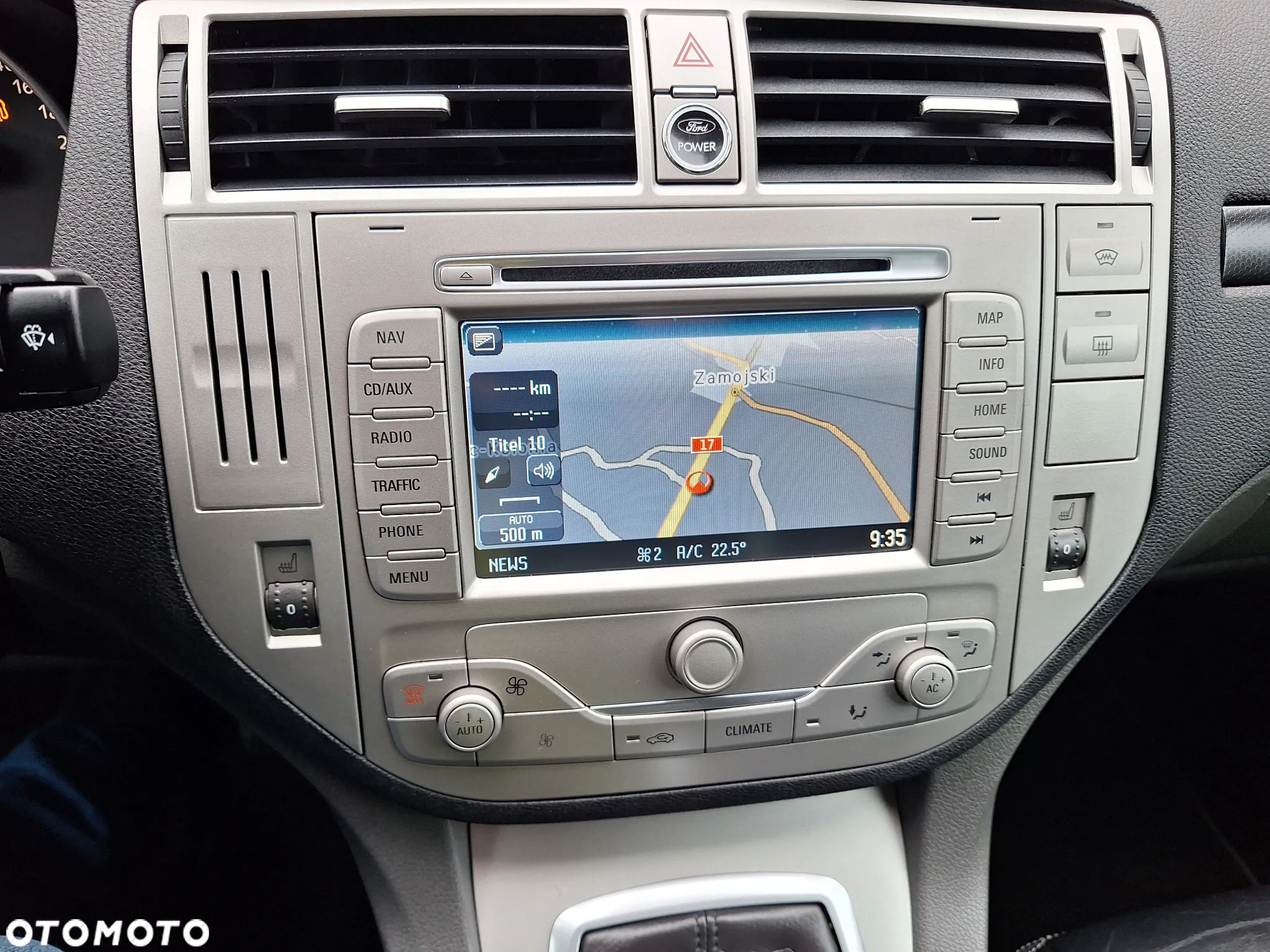 Ford Kuga - 23