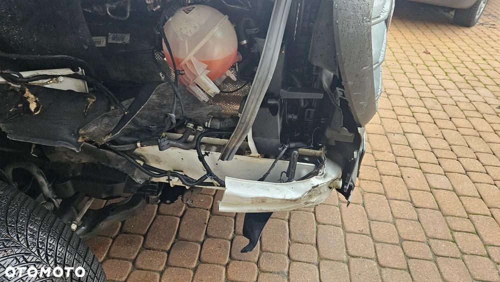 Mercedes-Benz sprinter - 16