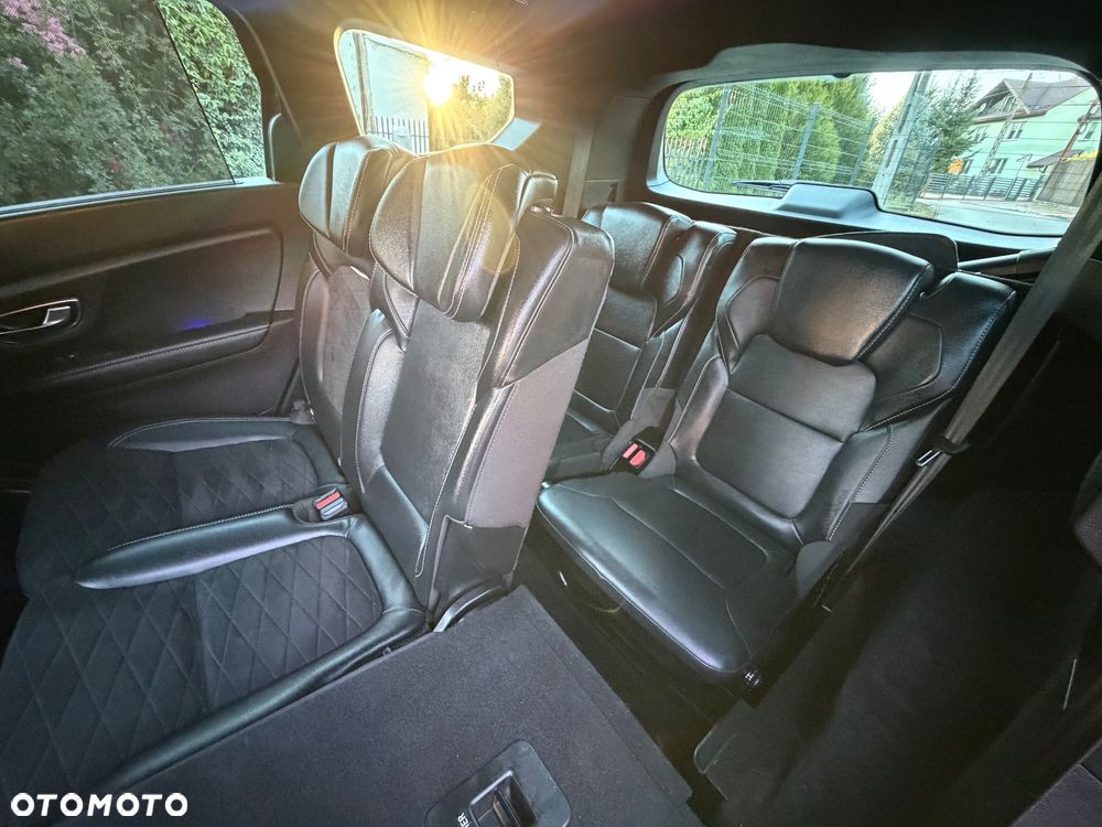 Renault Grand Scenic TCe 140 GPF EDC BLACK EDITION - 15