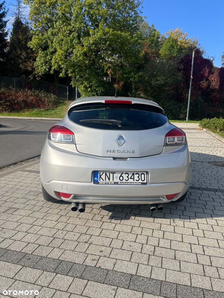 Renault Megane 2008 photo 2