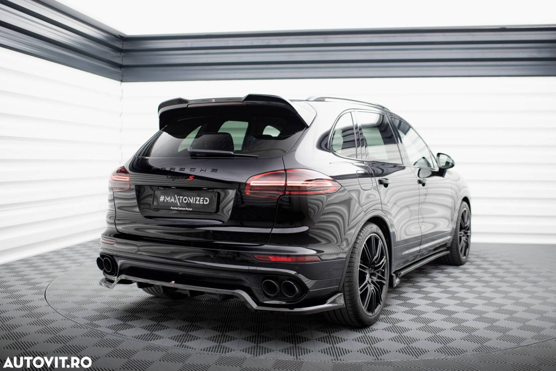 Pachet Exterior Prelungiri compatibil cu Porsche Cayenne Mk2 Maxton Design - 17